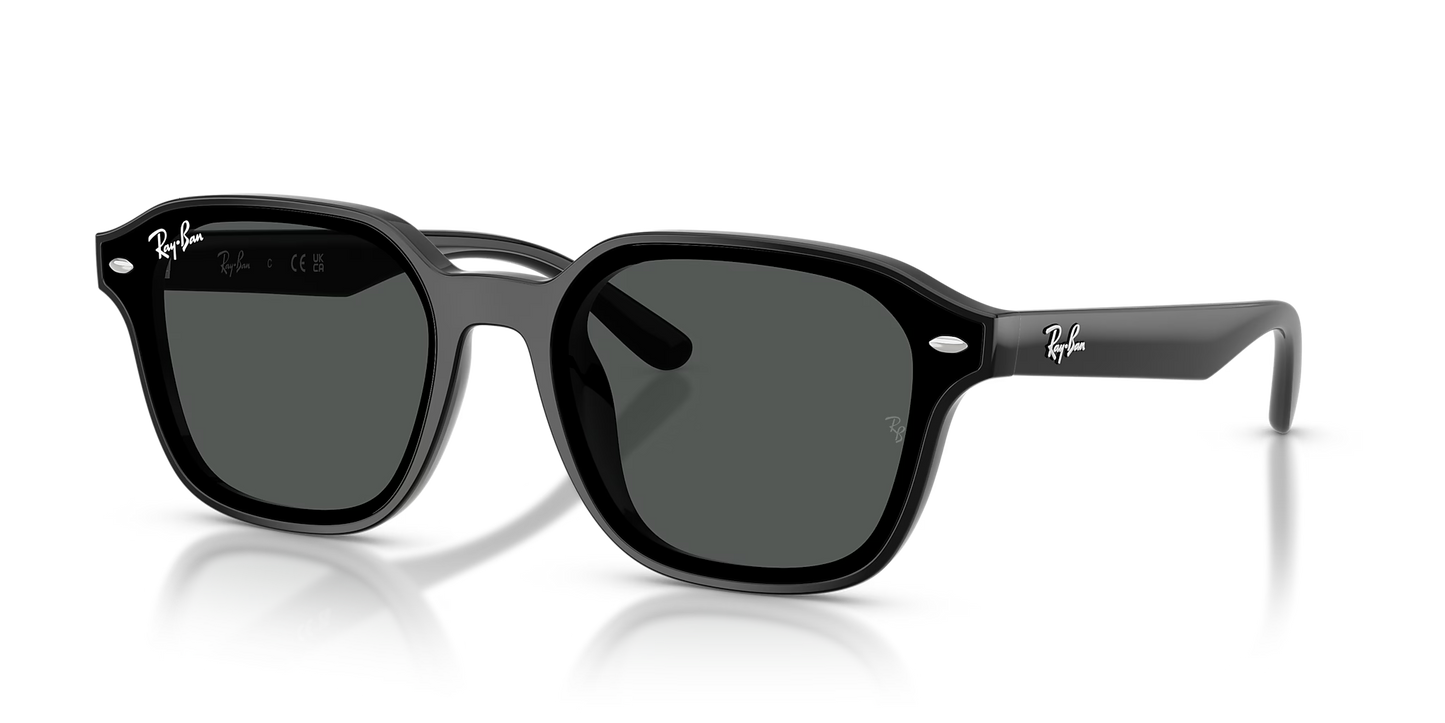 Ray-Ban